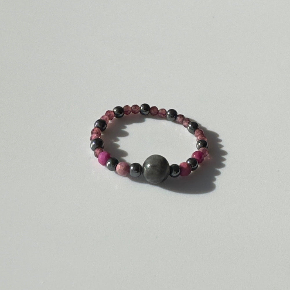 STAND RING | STRETCH STONE RING FOR STRENGTH