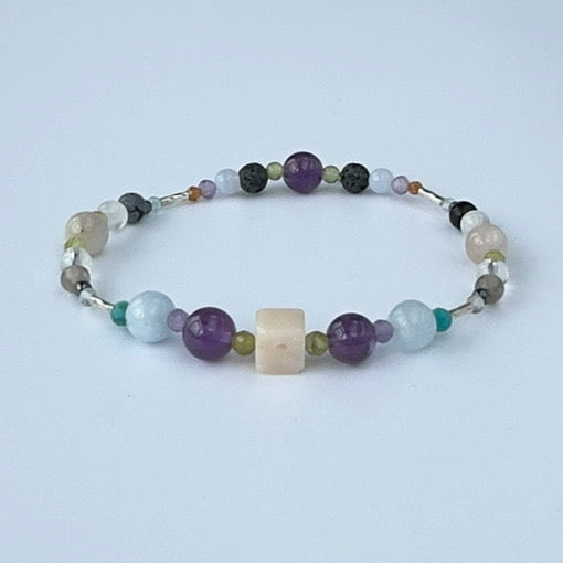 SOOTHE BRACELET | STERLING SILVER BEAD & STONE BRACELET FOR PERSPECTIVE