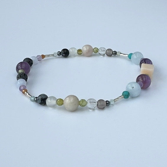 SOOTHE BRACELET | STERLING SILVER BEAD & STONE BRACELET FOR PERSPECTIVE