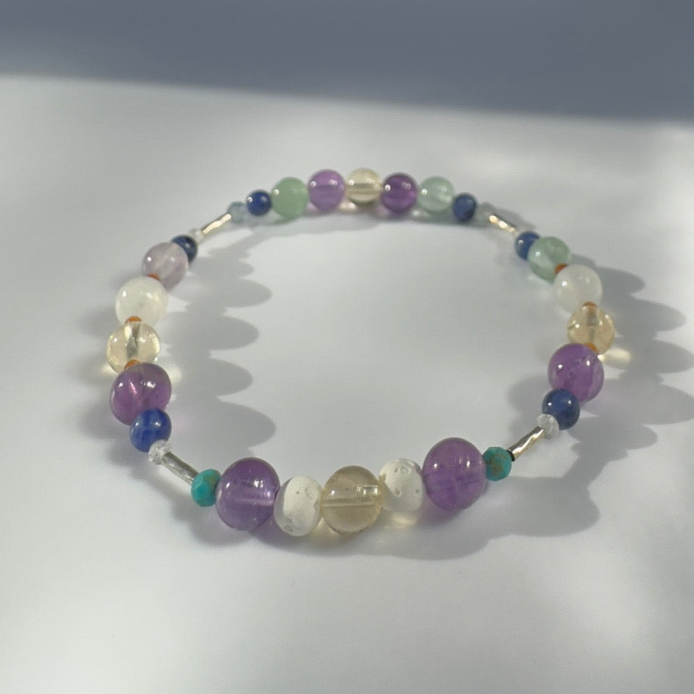 FOCUS BRACELET | STERLING SILVER & STONE BEAD BRACELET FOR DETERMINED MOMENTS