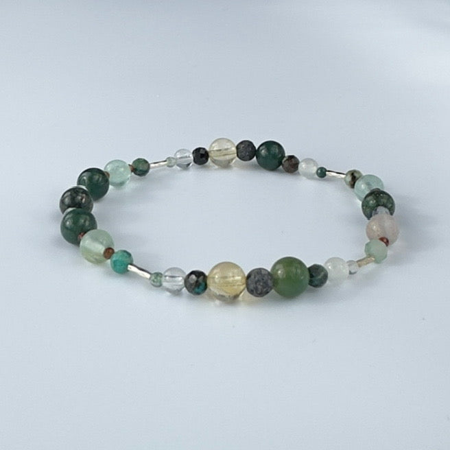 ALIGNED BRACELET | STERLING SILVER & STONE BEAD BRACELET FOR ASSURED MOMENTS